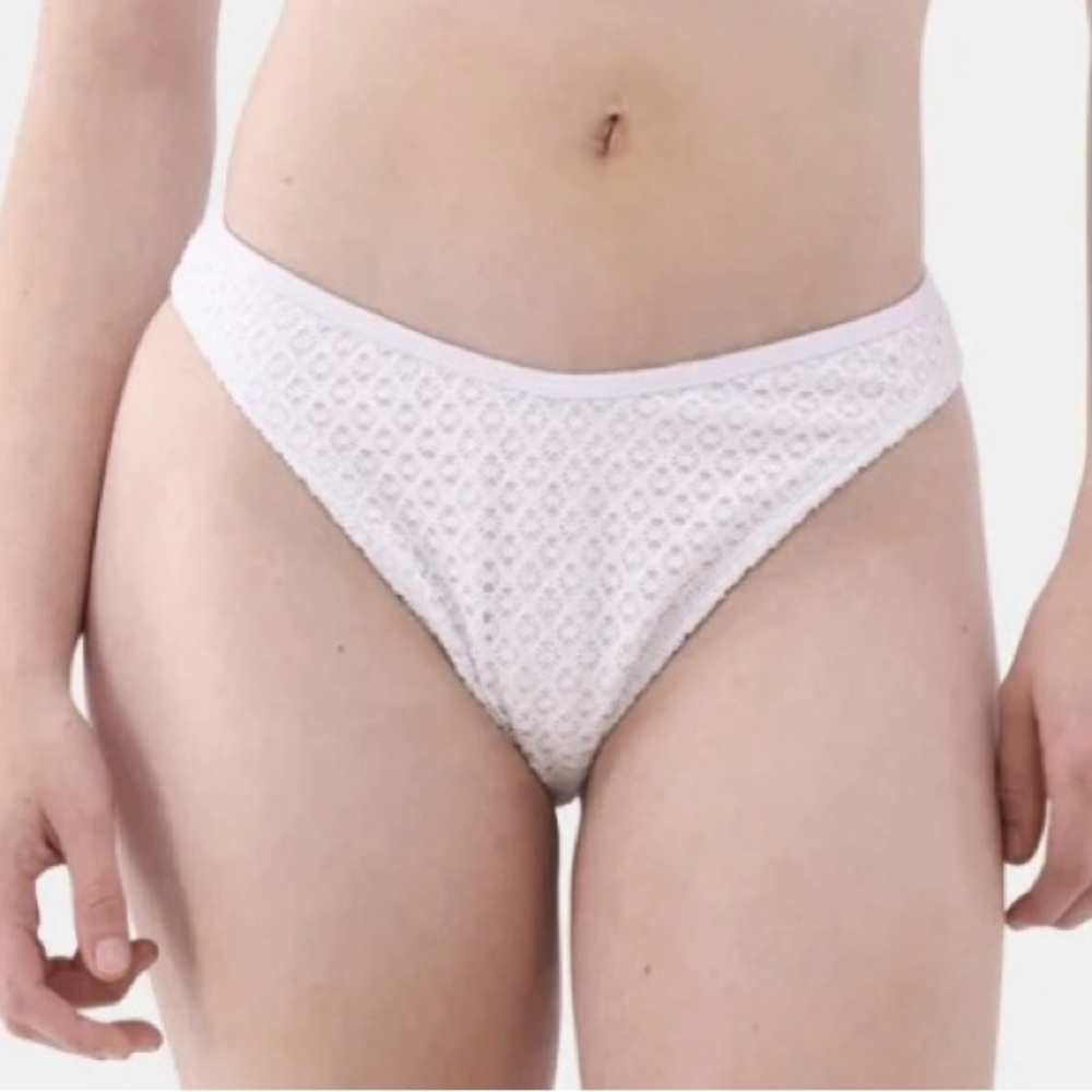 No Boundaries White Crochet Cheeky High-Leg Bikini Bottom Women Size XL (16-18)